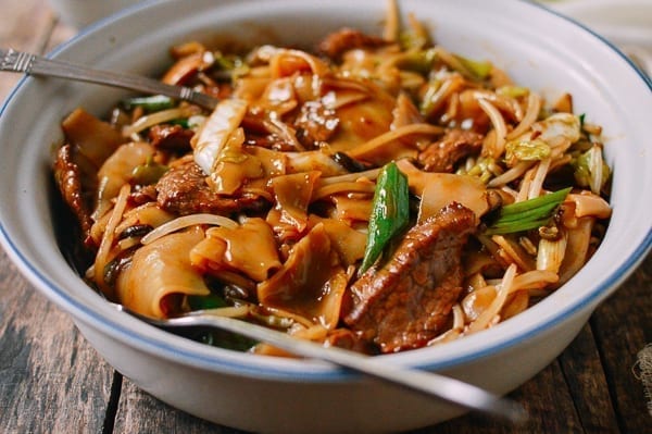 Saucy Beef Chow Ho Fun Noodles, by geagle.miooashdv.tk