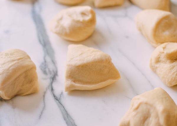 Chinese Pineapple Buns with Roast Pork Filling, by geagle.miooashdv.tk