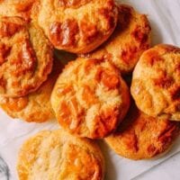 Chinese Pineapple Buns with Roast Pork Filling, by geagle.miooashdv.tk