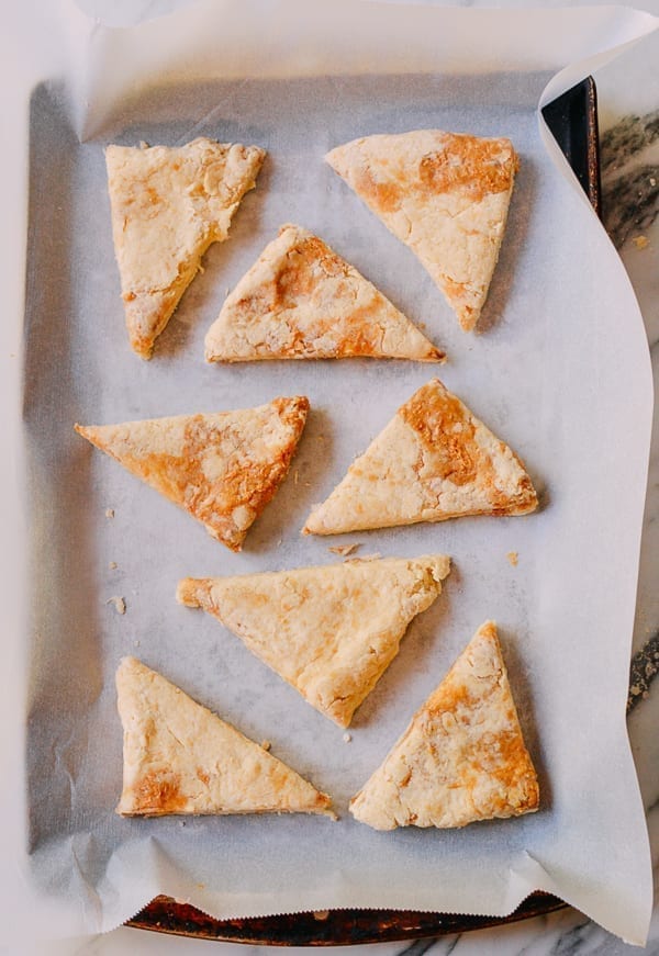 Peanut Butter & Jelly Scones, by geagle.miooashdv.tk
