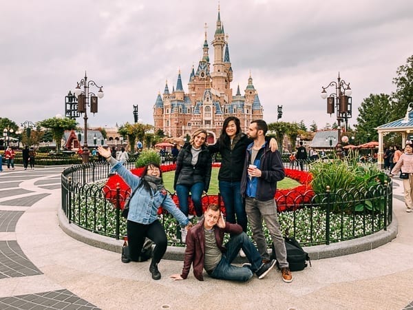 The Perfect Day at Shanghai Disneyland by geagle.miooashdv.tk