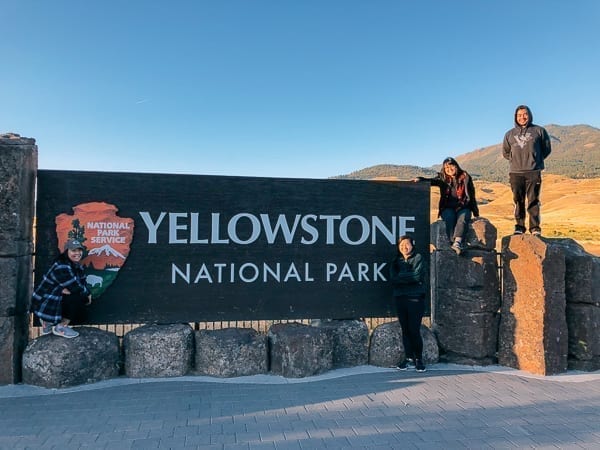 The Woks of Life in Yellowstone National Park, geagle.miooashdv.tk