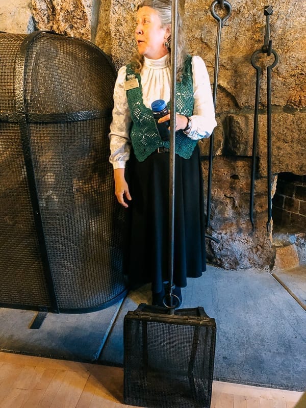 Old Faithful Inn Tour Guide, geagle.miooashdv.tk