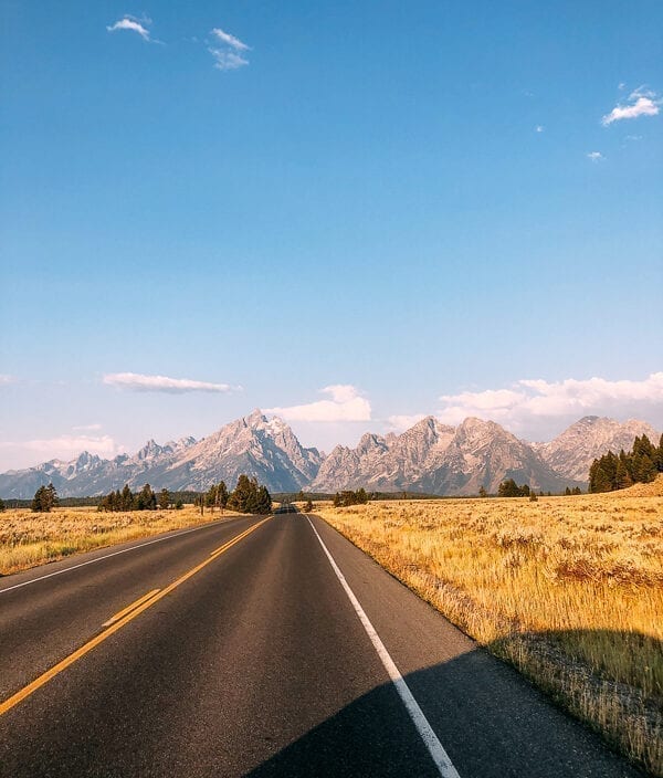 Driving into Grand Teton National Park, geagle.miooashdv.tk