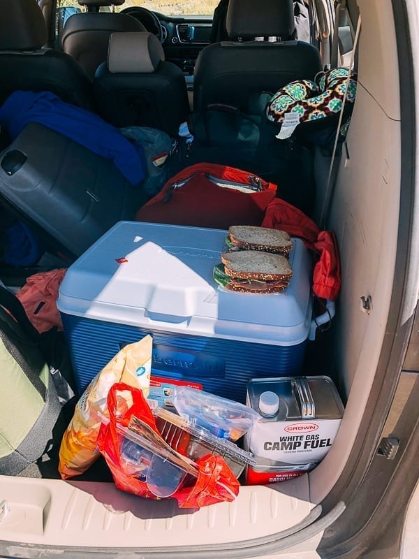 making sandwiches in the back of the minivan, geagle.miooashdv.tk