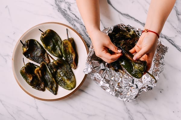 Peeling Charred Poblano Peppers, geagle.miooashdv.tk