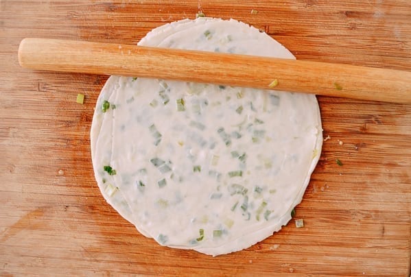 Rolling out scallion pancakes, geagle.miooashdv.tk
