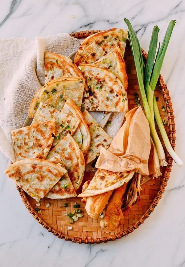 Easy Scallion Pancakes made with dumpling wrappers, geagle.miooashdv.tk