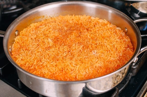 Cooked mexican rice in pan, geagle.miooashdv.tk