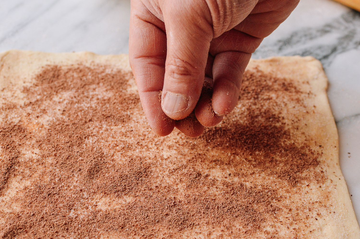 Spreading grated chocolate over puff pastry, geagle.miooashdv.tk