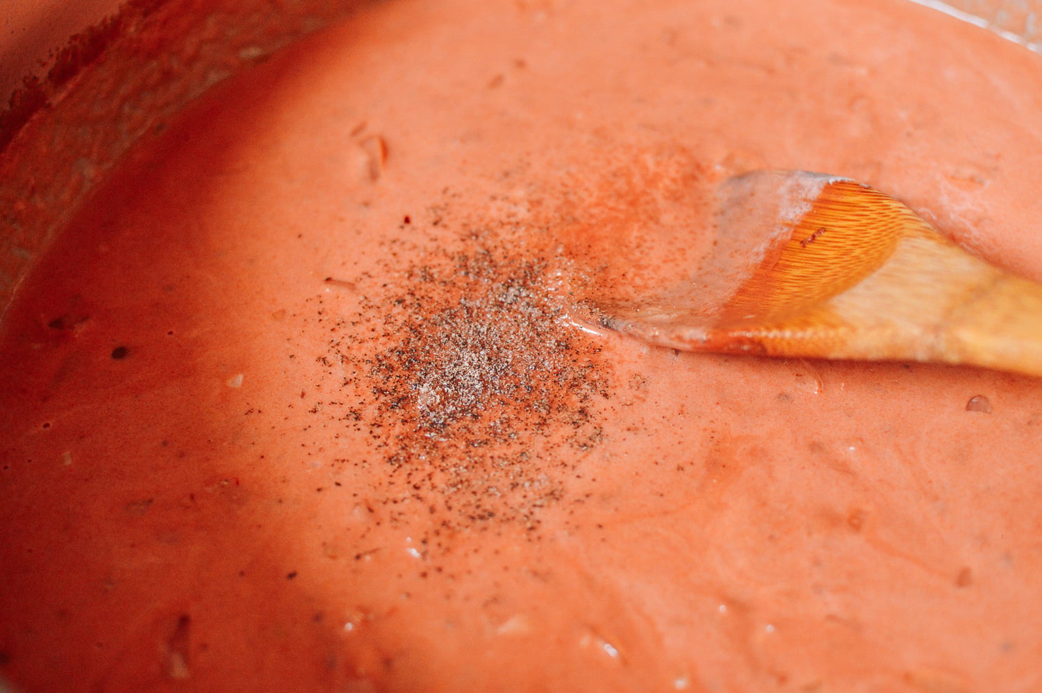 Pot of vodka sauce, geagle.miooashdv.tk