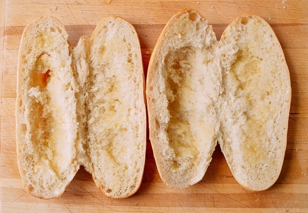 Italian rolls with inside bread removed, geagle.miooashdv.tk