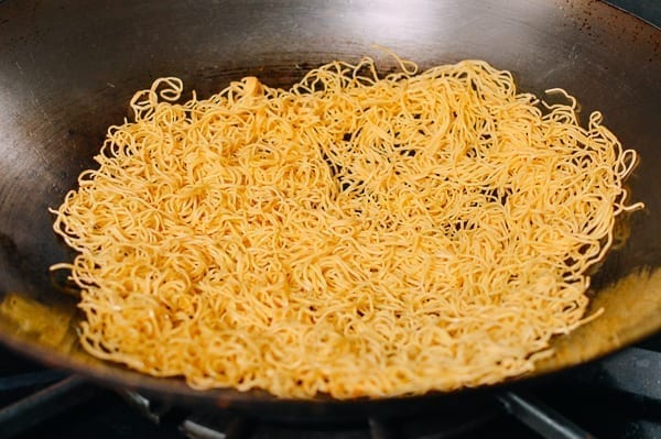 Frying Hong Kong Egg Noodles, geagle.miooashdv.tk