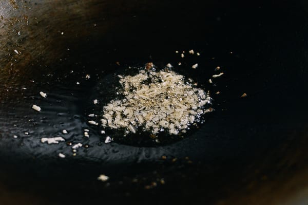 Garlic and Ginger in wok, geagle.miooashdv.tk