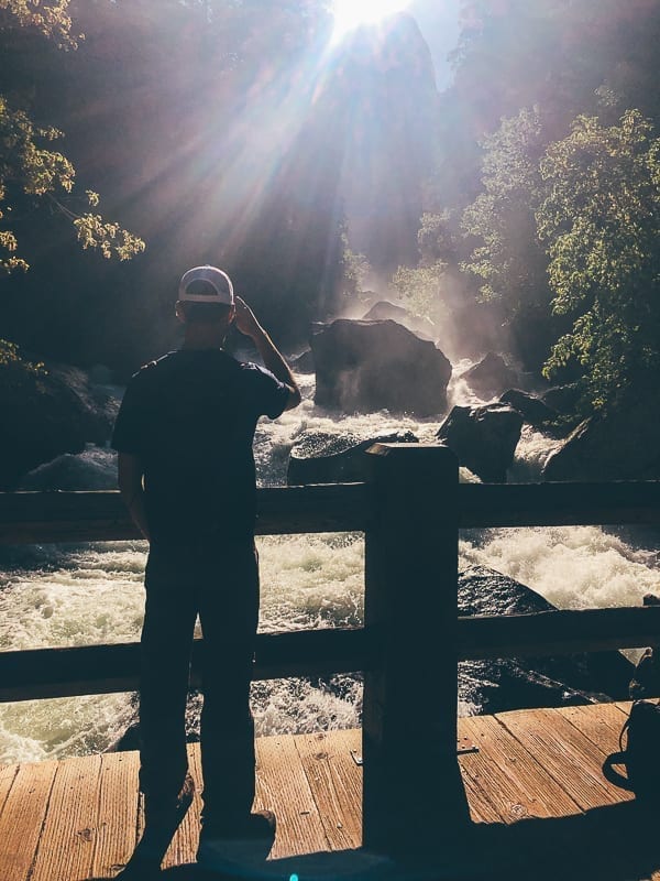 Bridge at trailhead for Mist Trail, geagle.miooashdv.tk