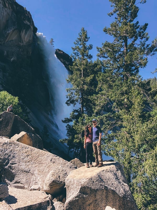 Sarah and Justin in front of Nevada Fall, geagle.miooashdv.tk