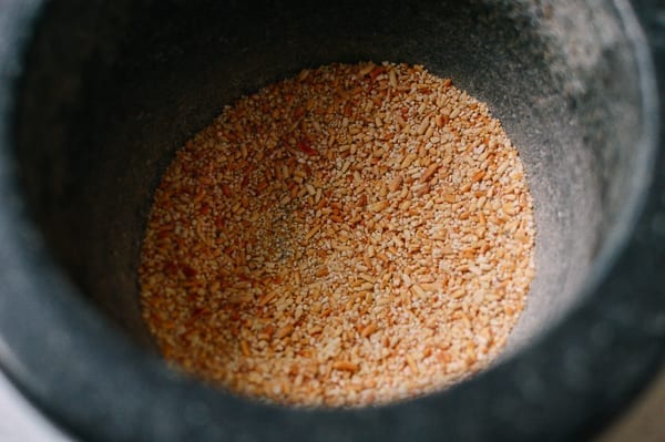 Coarsely ground toasted rice, geagle.miooashdv.tk