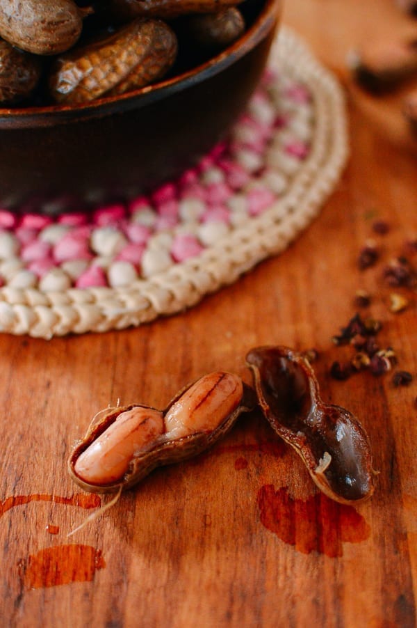 Inside of a boiled peanut, geagle.miooashdv.tk