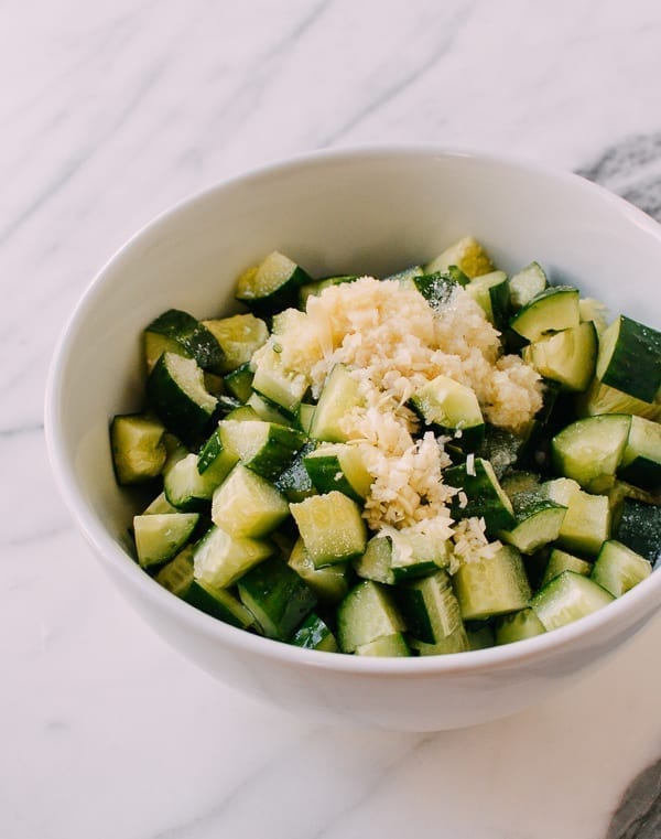 Cucumber salad before tossing, geagle.miooashdv.tk