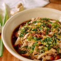 Easy Poached Chicken with Scallion Ginger Sauce, geagle.miooashdv.tk