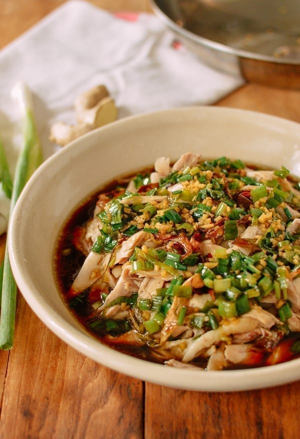 Easy Poached Chicken with Scallion Ginger Sauce, geagle.miooashdv.tk