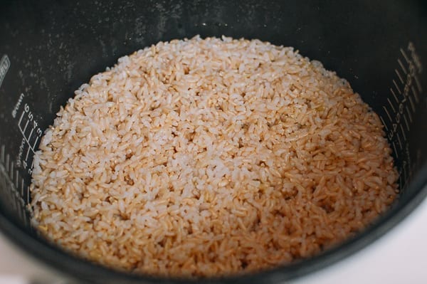Cooked brown rice in rice cooker, geagle.miooashdv.tk