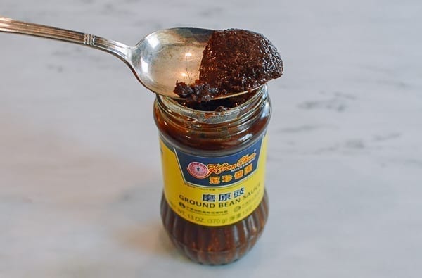 Spoonful of ground bean sauce, geagle.miooashdv.tk