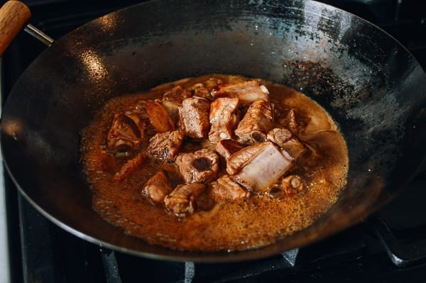 Simmering ribs in sauce, geagle.miooashdv.tk