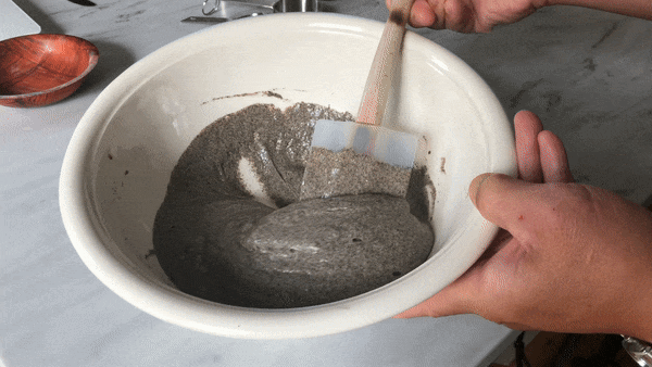 Mixing buckwheat pancake batter to show consistency, geagle.miooashdv.tk