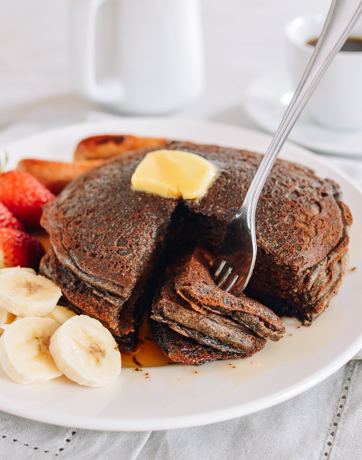 Digging into stack of pancakes, geagle.miooashdv.tk