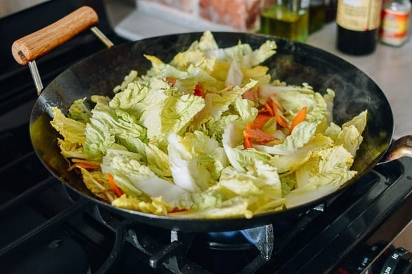 Stirring in napa cabbage, geagle.miooashdv.tk