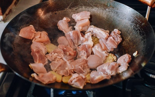 Chicken thighs in wok, geagle.miooashdv.tk