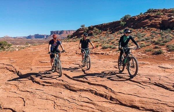 three Mountain bikers on White Rim Trail Moab Utah by geagle.miooashdv.tk
