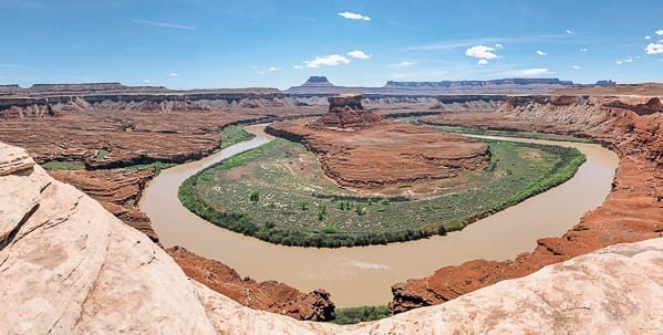 Green River Pano shot at Canyonlands National Park by geagle.miooashdv.tk