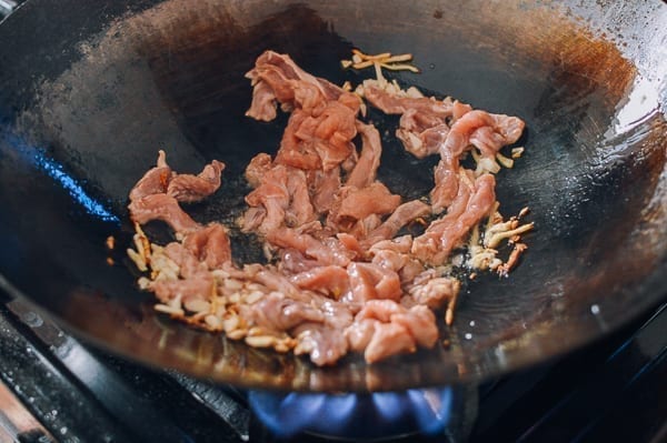 Cooking julienned pork with ginger and garlic, geagle.miooashdv.tk