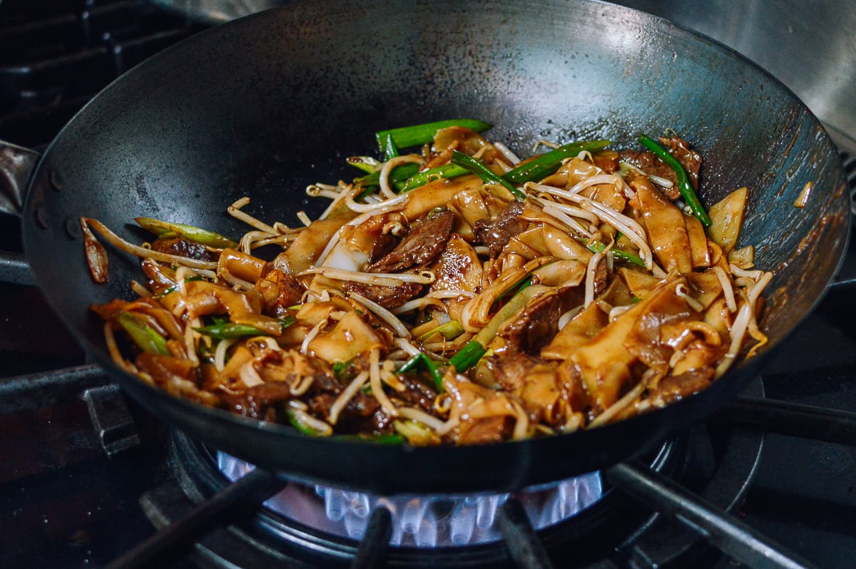 Stir-frying noodles, geagle.miooashdv.tk