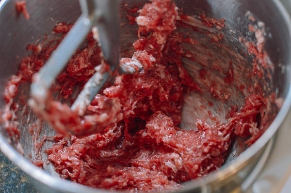Beating ground beef in mixer with paddle attachment, geagle.miooashdv.tk