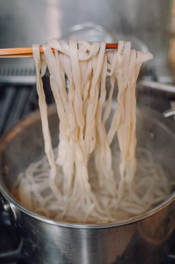 Boiling noodles in water, geagle.miooashdv.tk