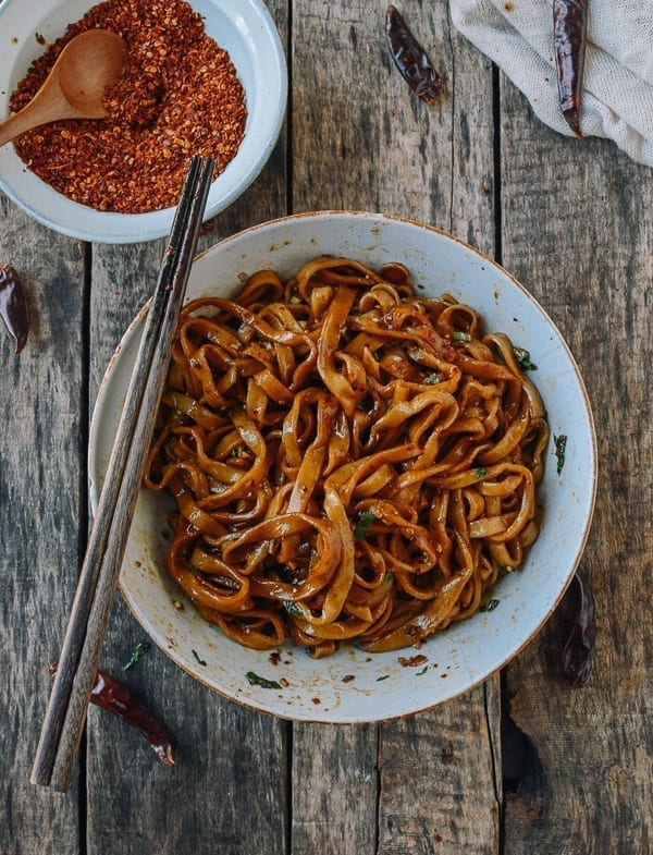 Bowl of homemade noodles mixed with sauce, geagle.miooashdv.tk