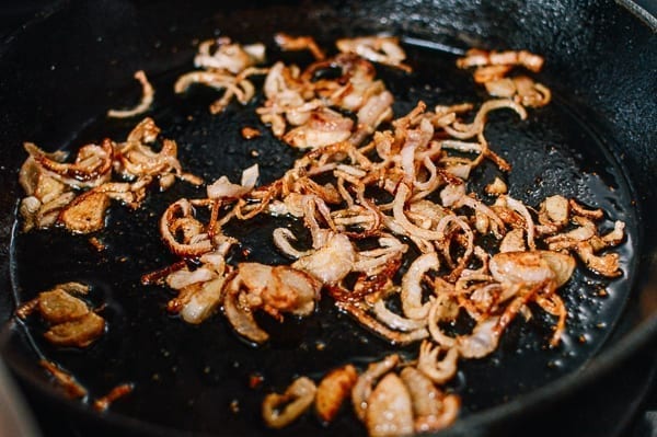Frying shallots, geagle.miooashdv.tk