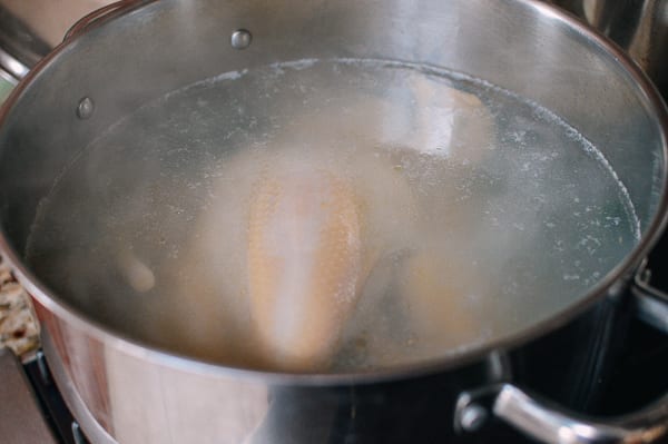 Poaching a whole chicken, geagle.miooashdv.tk