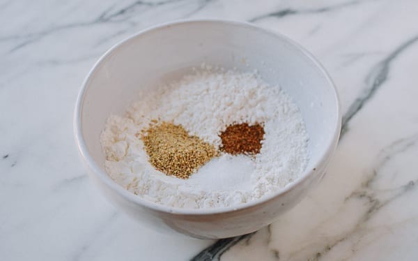 Seasoned coating with white pepper, salt, and sichuan peppercorn, geagle.miooashdv.tk