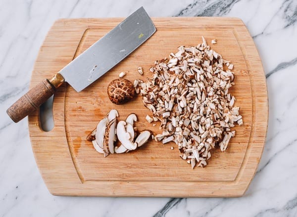 Chopped shiitake mushrooms, geagle.miooashdv.tk