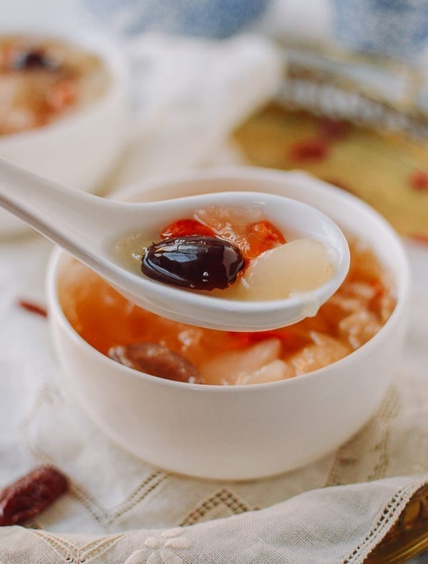 White Fungus Soup with Pears, Dates, and Goji Berries, geagle.miooashdv.tk