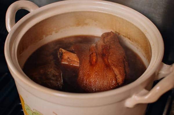 Red braising pork shank, geagle.miooashdv.tk