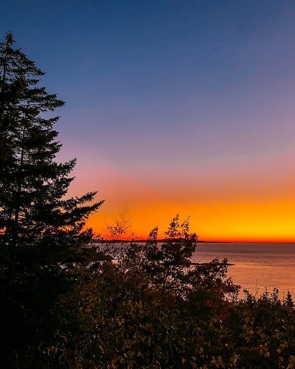 Maine sunset over the water, geagle.miooashdv.tk