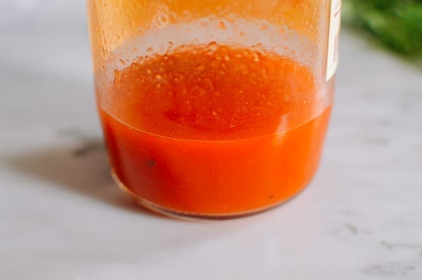 Cleaning out tomato sauce jar with water, geagle.miooashdv.tk