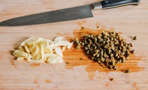 Sliced Garlic and Chopped Capers, geagle.miooashdv.tk