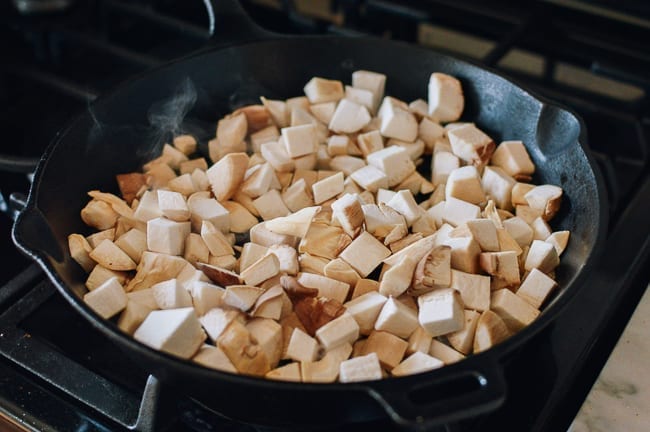 Adding mushrooms to cast iron pan, geagle.miooashdv.tk
