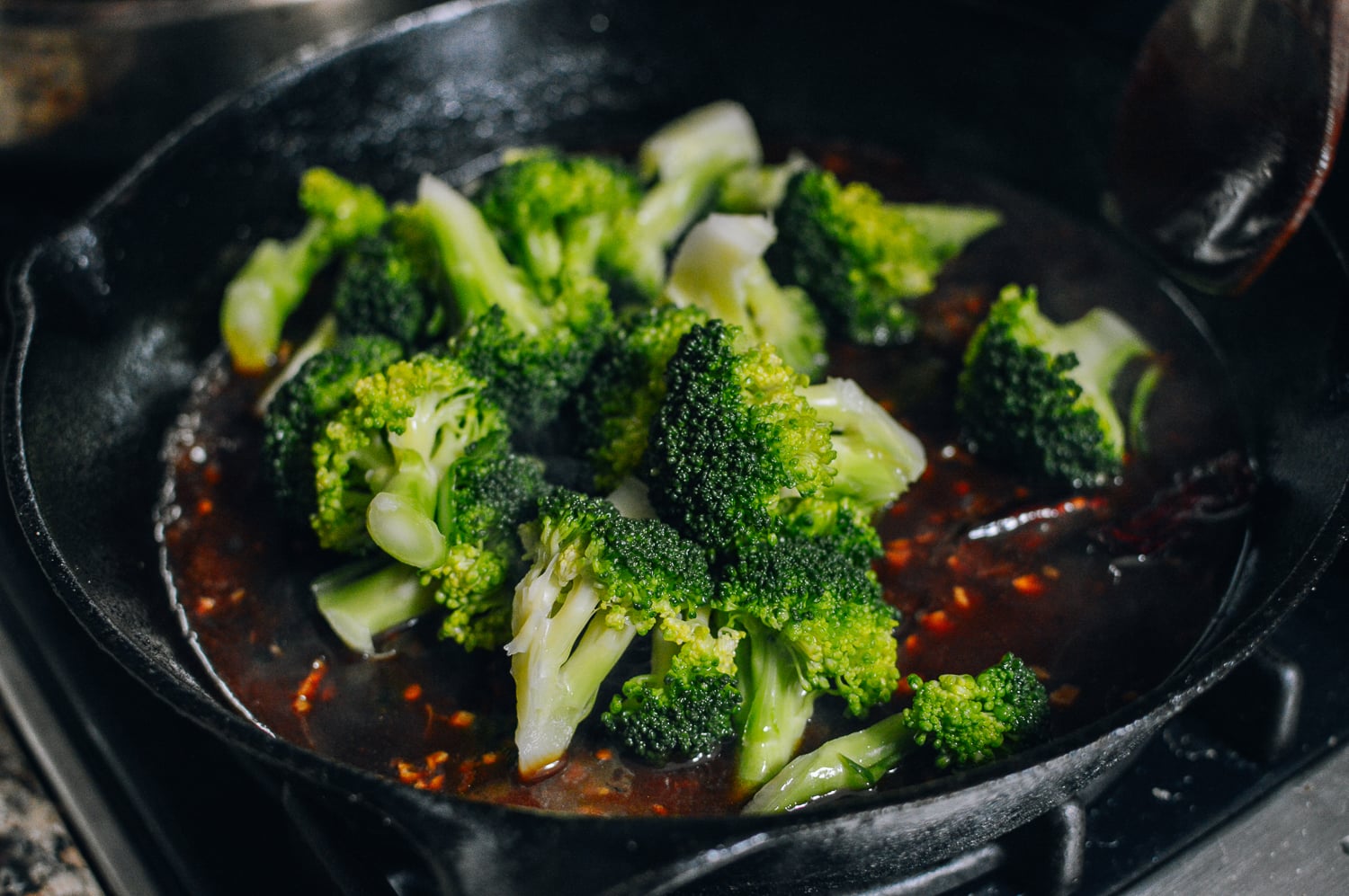 Adding broccoli to sauce, geagle.miooashdv.tk